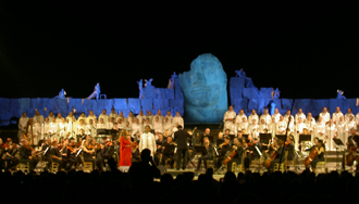 Lajatico, teatro del Silenzio, 27. 7. 2006, Foto copyright www.bocelli.de
